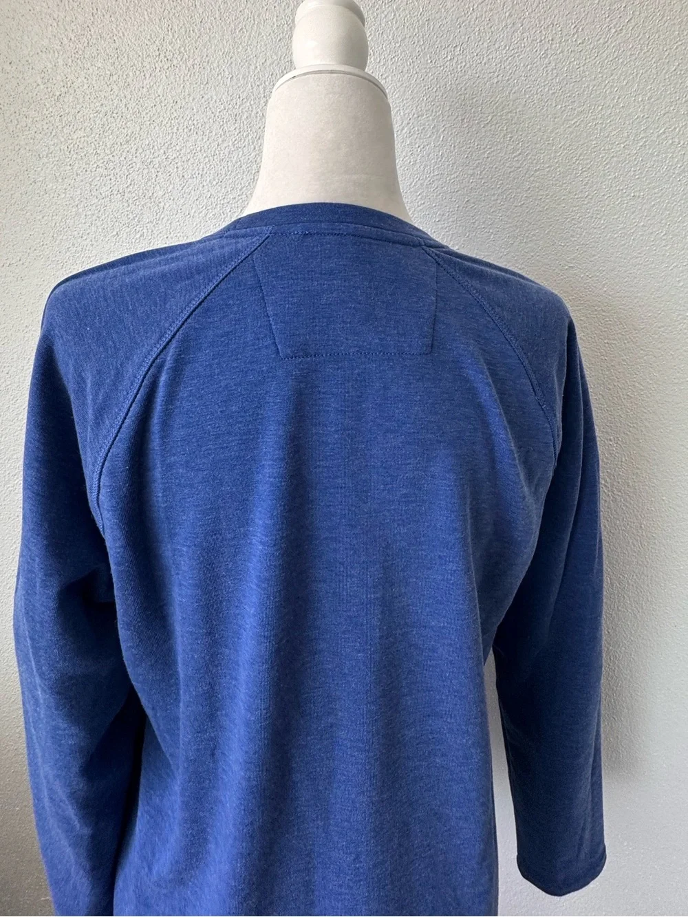 Banana Republic Men’s Long Sleeve Crewneck Shirt Royal Blue Unisex SZ S